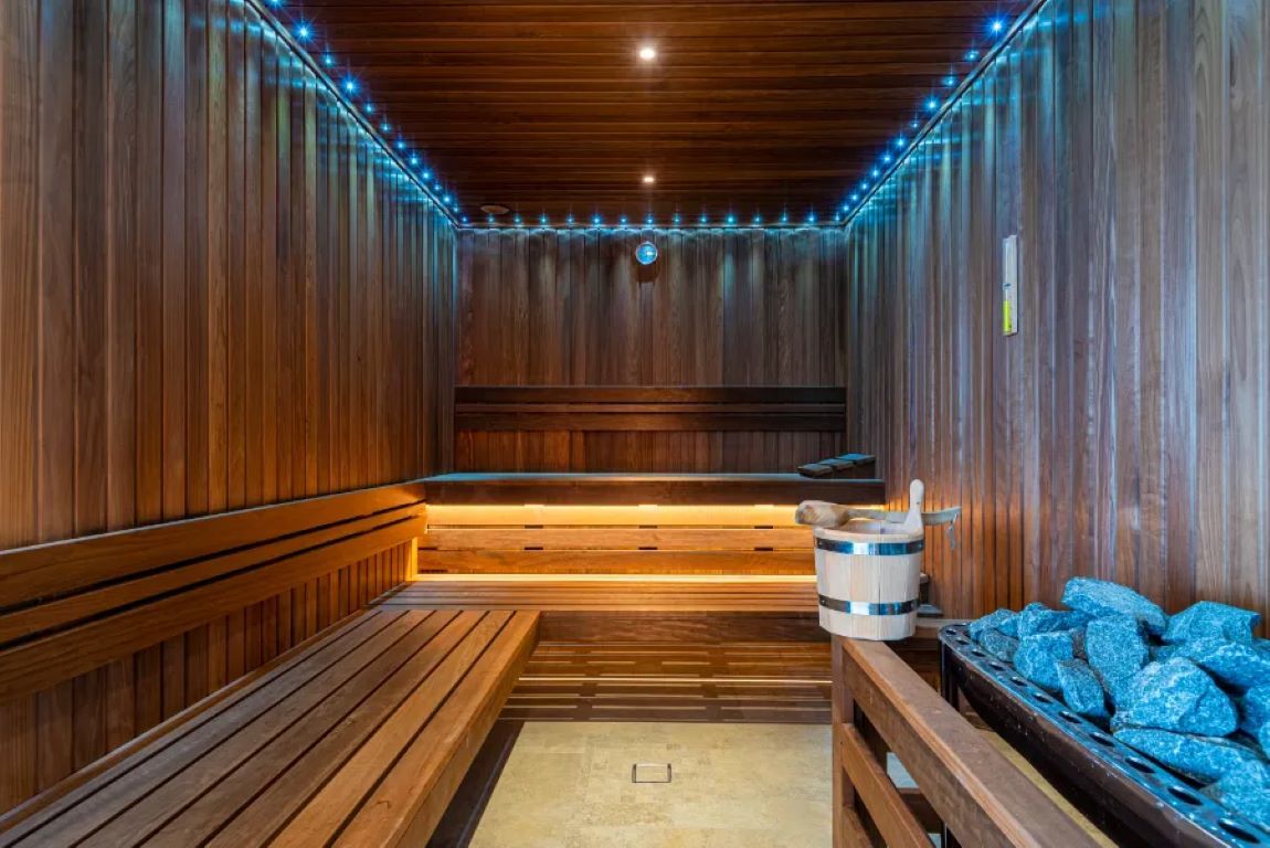 Helikon Hotel-Sauna.jpg