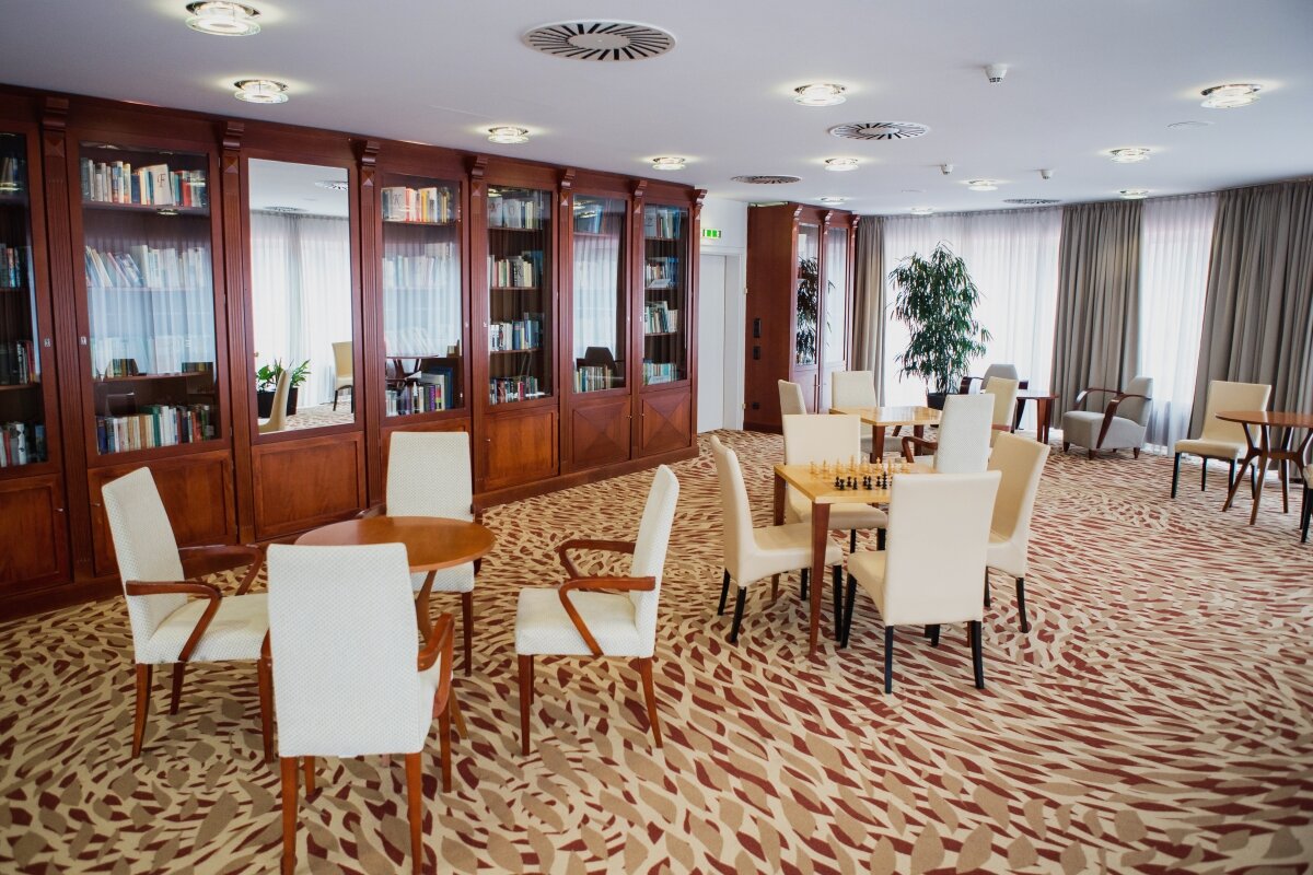 Lotus Therme Hotel & Spa-Biblioteka.jpg