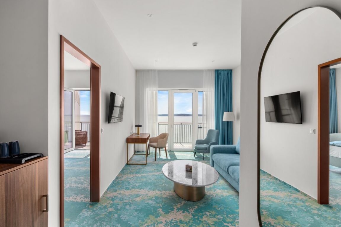 Sirius Hotel-Apartman dnevna soba.jpg