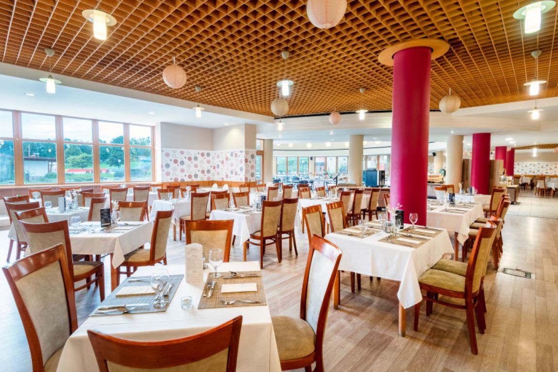 Hunguest Hotel Pelion-Glavni restoran.jpg