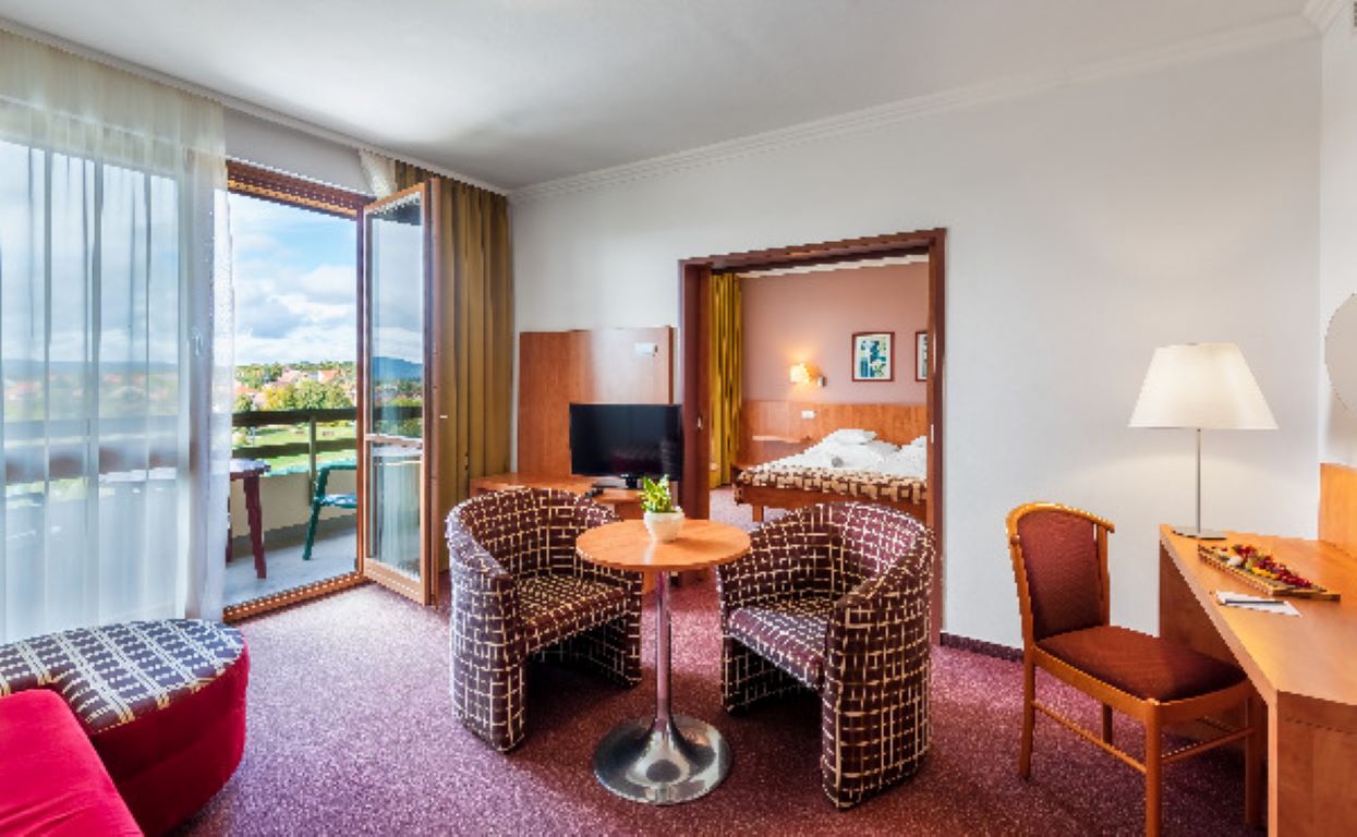 Hunguest Hotel Pelion-Junior suite.jpg