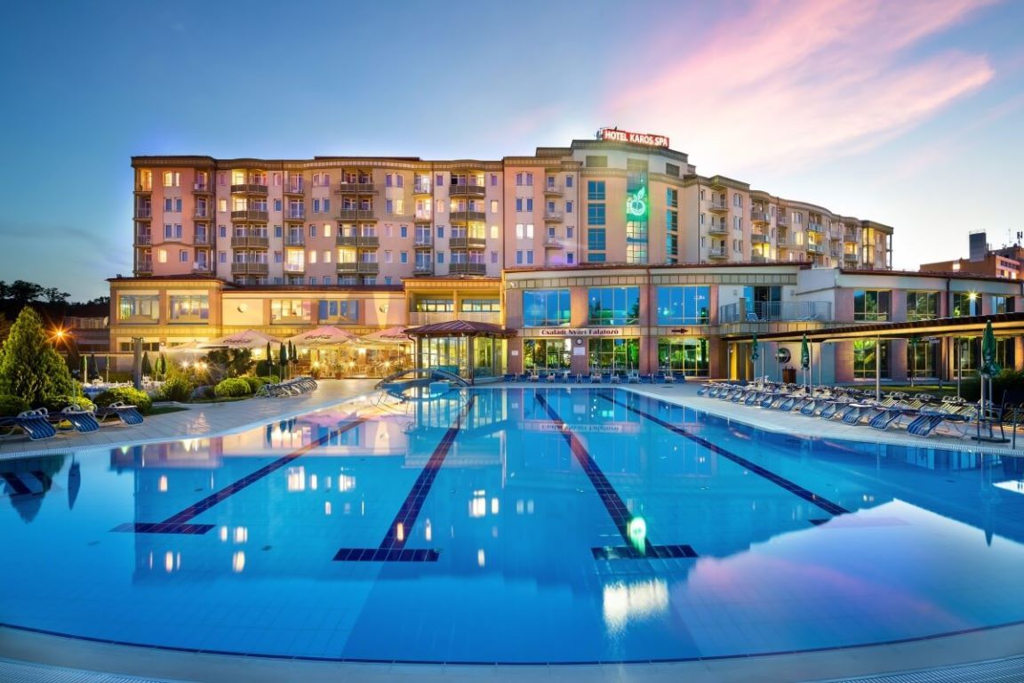 Karos Spa-Kompleks hotela.jpg