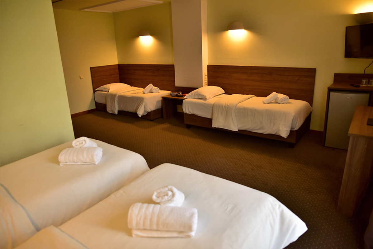 Mont Helmos Hotel izgled porodične sobe.jpg