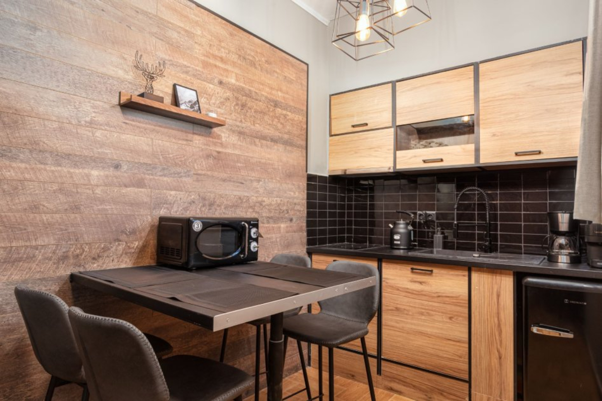 GM Luxury Suites izgled kuhinje apartmana.jpg