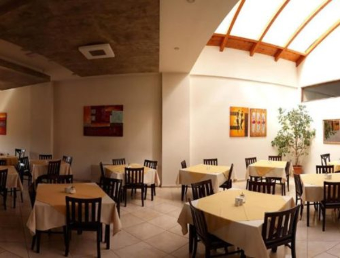 Ahilion hotel restoran.jpg