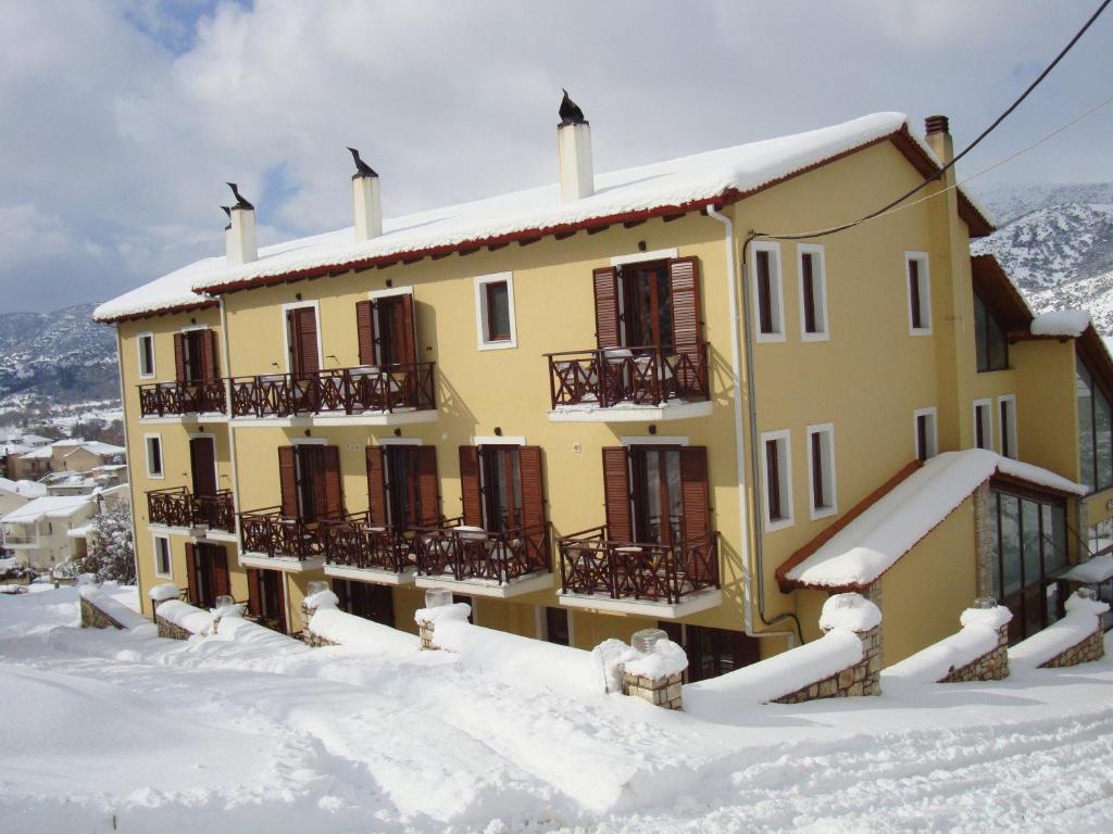 Ahilion hotel spoljni izgled.jpg