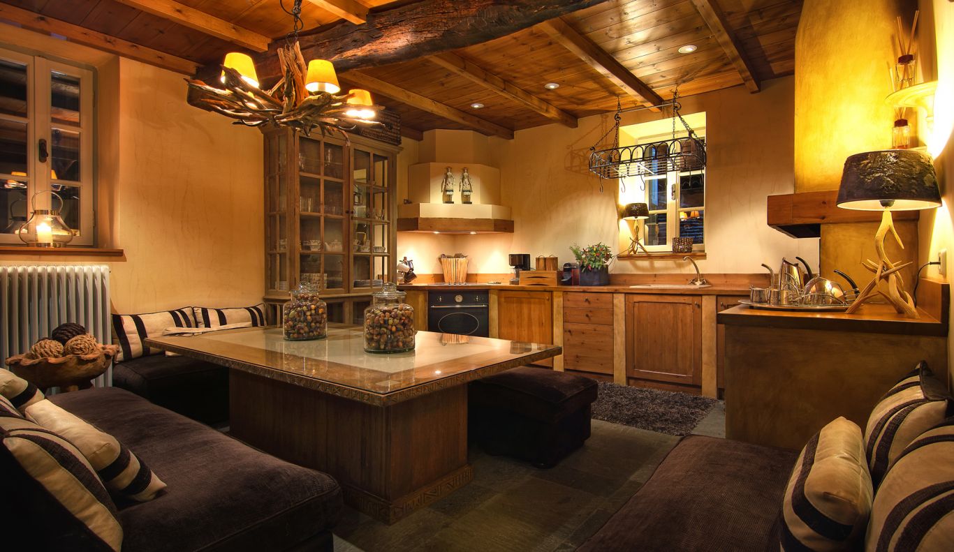 5 Senses Villas trpezarija.jpg