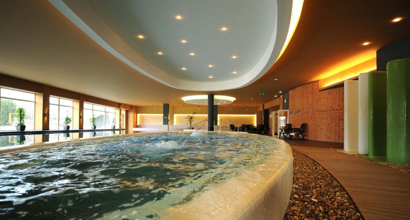 Hunguest Hotel Forras-Djakuzi.jpg