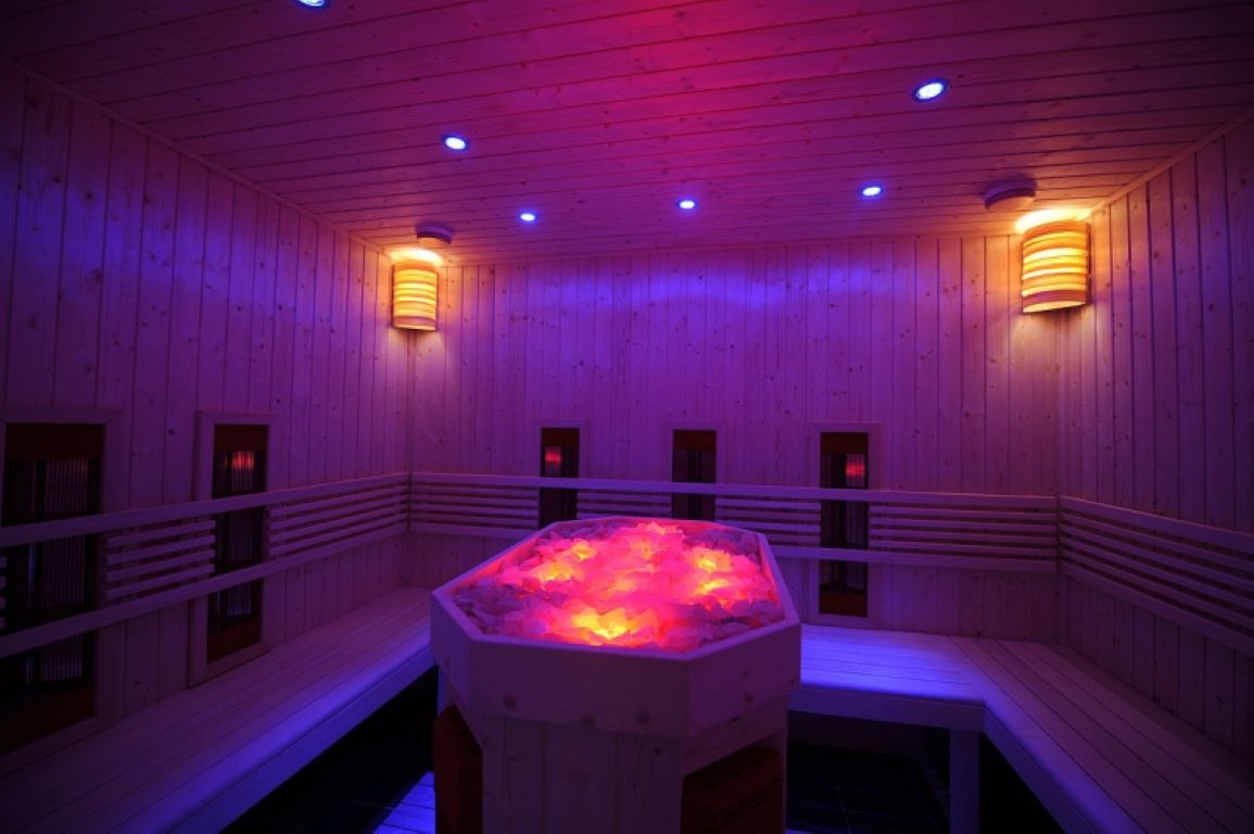 Hunguest Hotel Forras-Infracrvena sauna.jpg