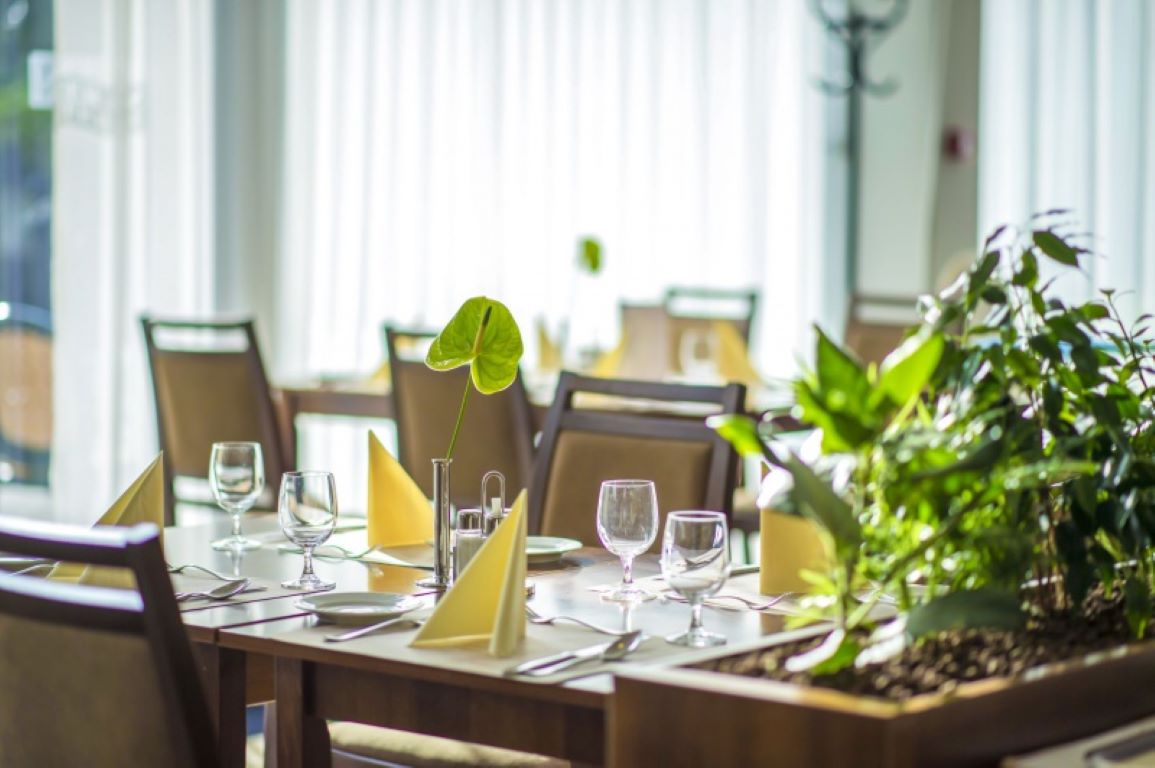 Hunguest Hotel Forras-Restoran.jpg