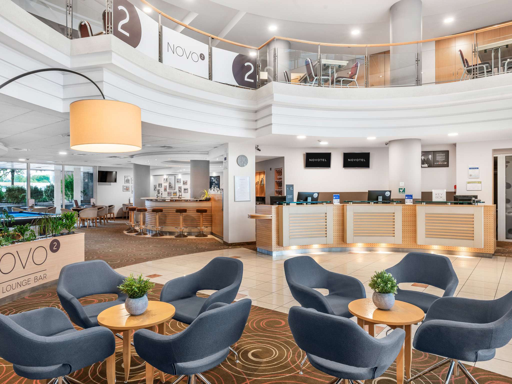 Novotel Szeged-Recepcija.jpg