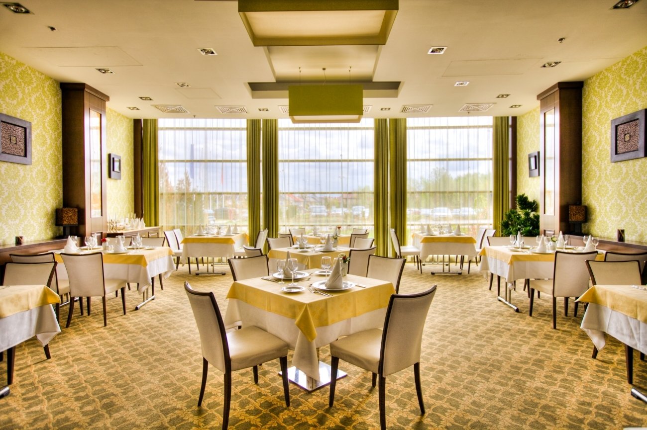 Aquaworld Resort Budapest-Restoran.jpg