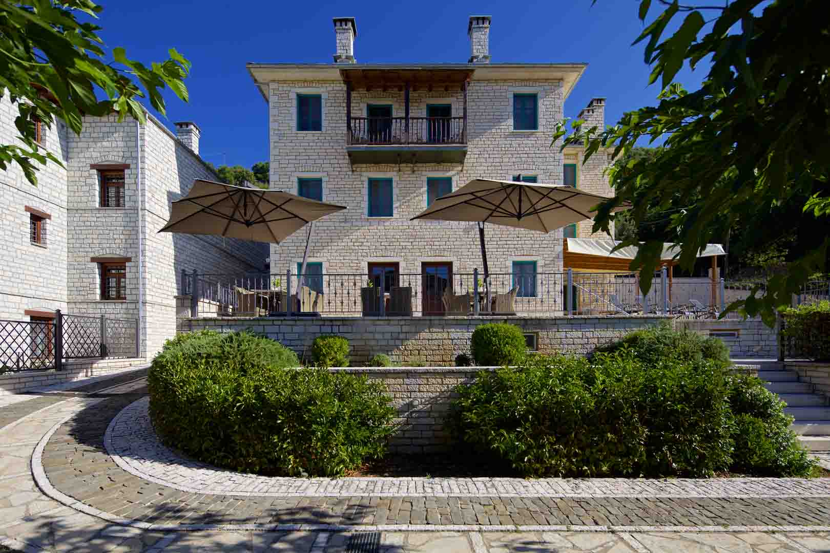Zagori Suites glavna zgrada.jpg