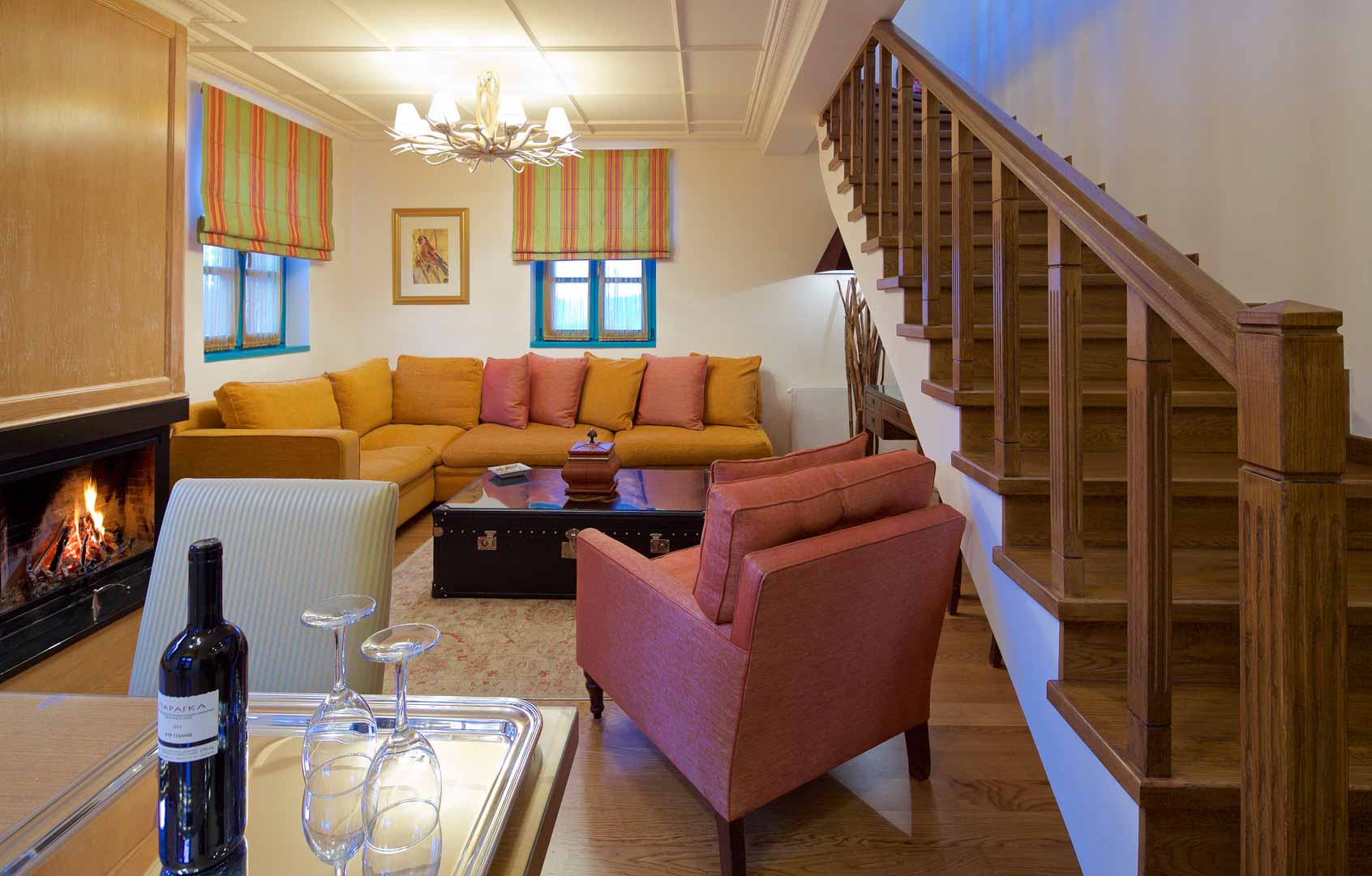 Zagori Suites mezoneta sa kaminom.jpg