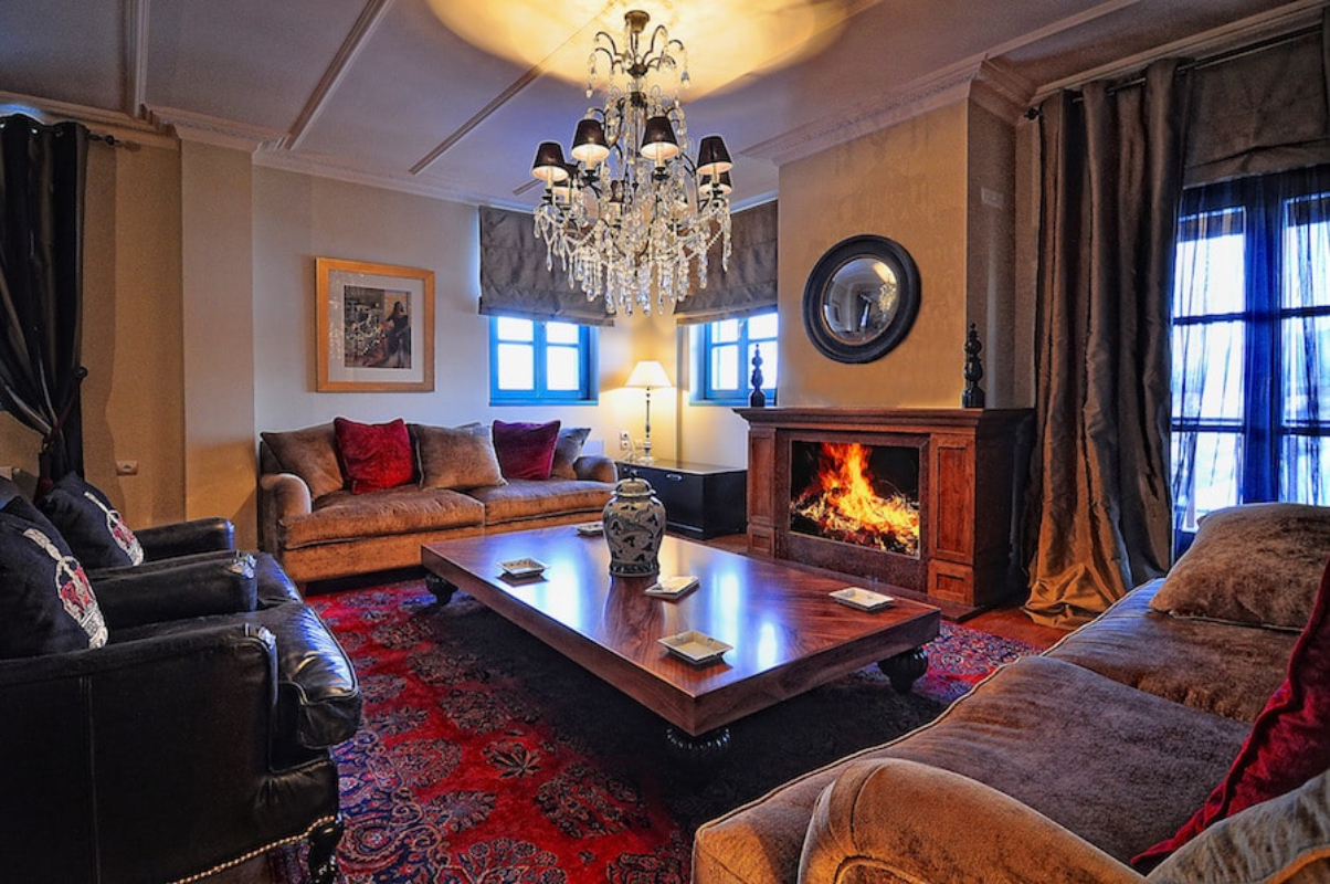 Zagori Suites rezidencija sa kaminom.jpg