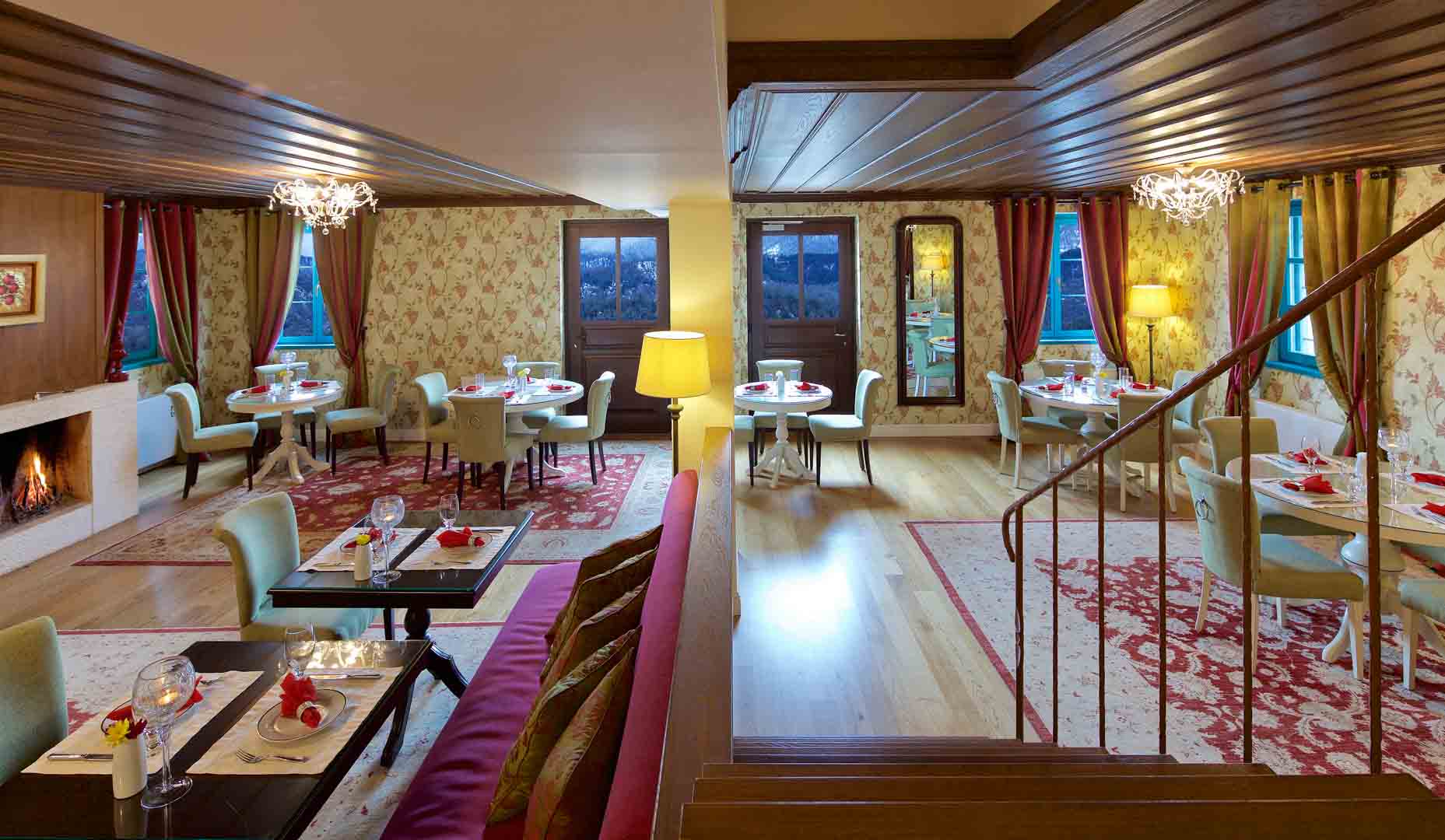 Zagori Suites sala za doručak.jpg