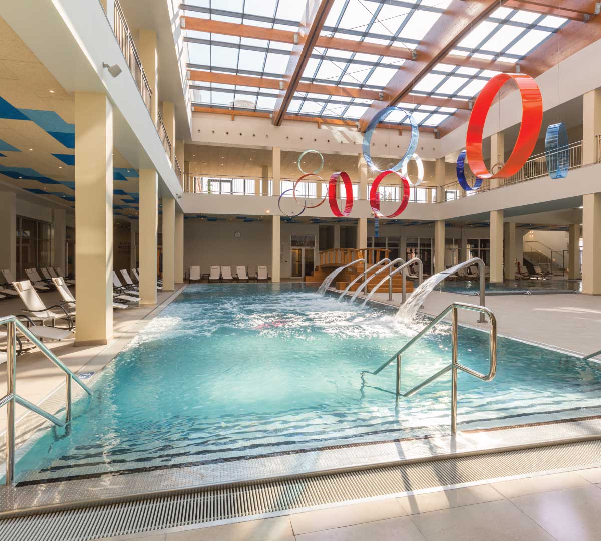 Movenpick Resort and Spa Fruske Terme-Zatvoreni bazen.jpg
