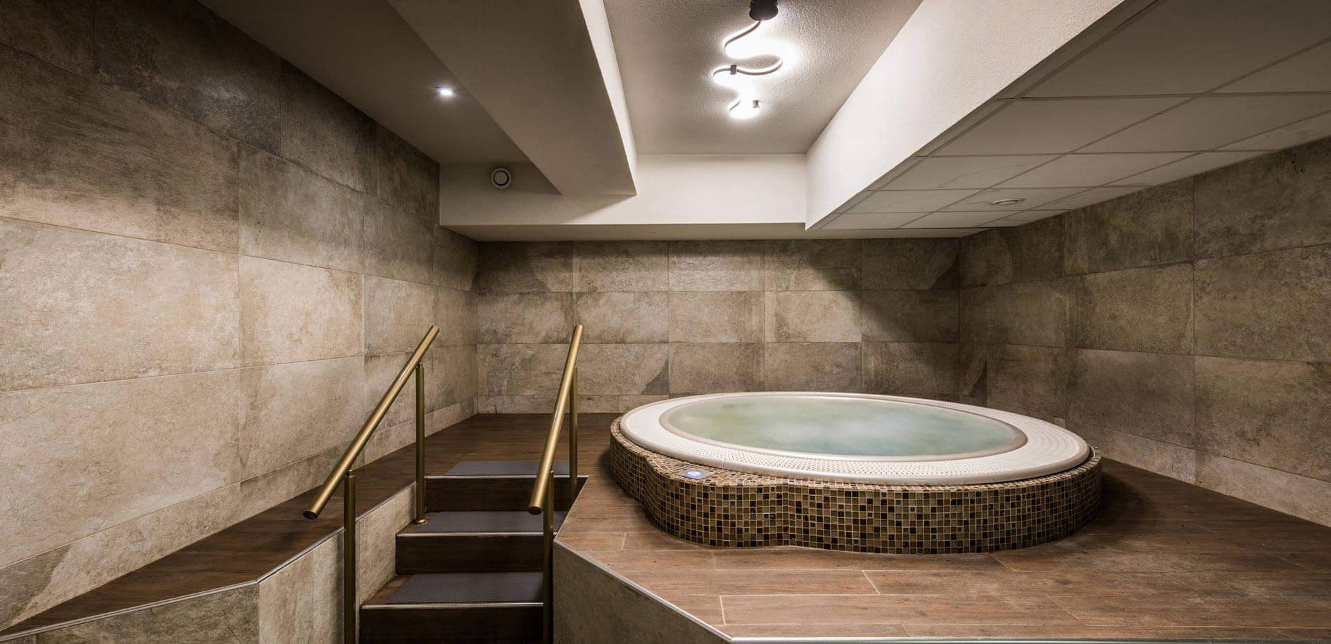 Hotel Fontana-Djakuzi.jpg