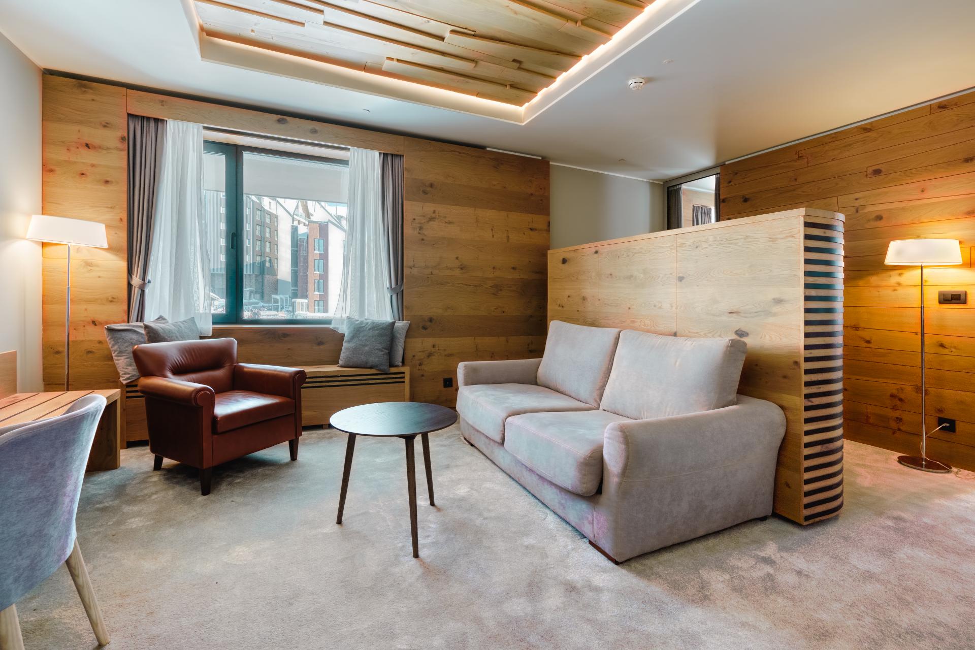 Deluxe Hotel & Spa-Jednosoban suite.jpg