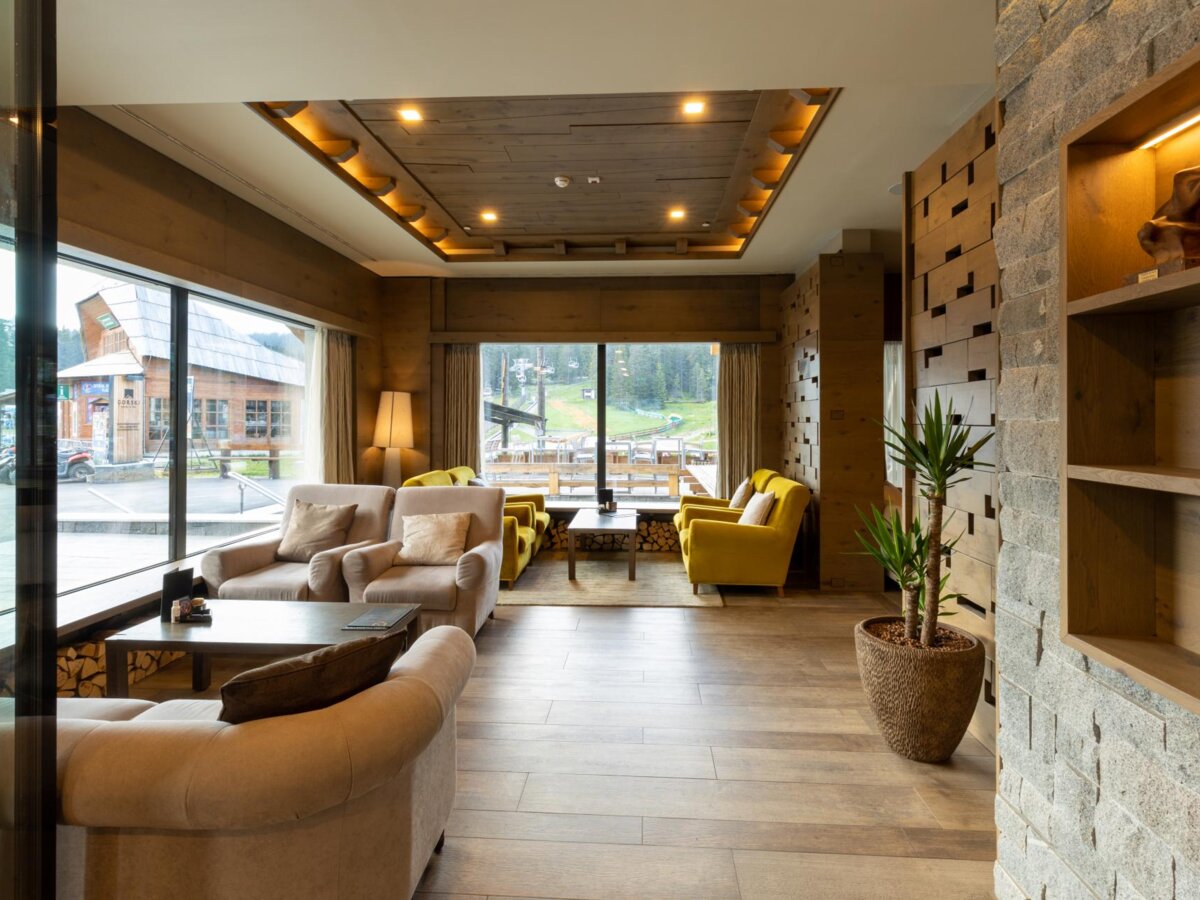 Gorski Hotel & Spa-Lobby.jpg