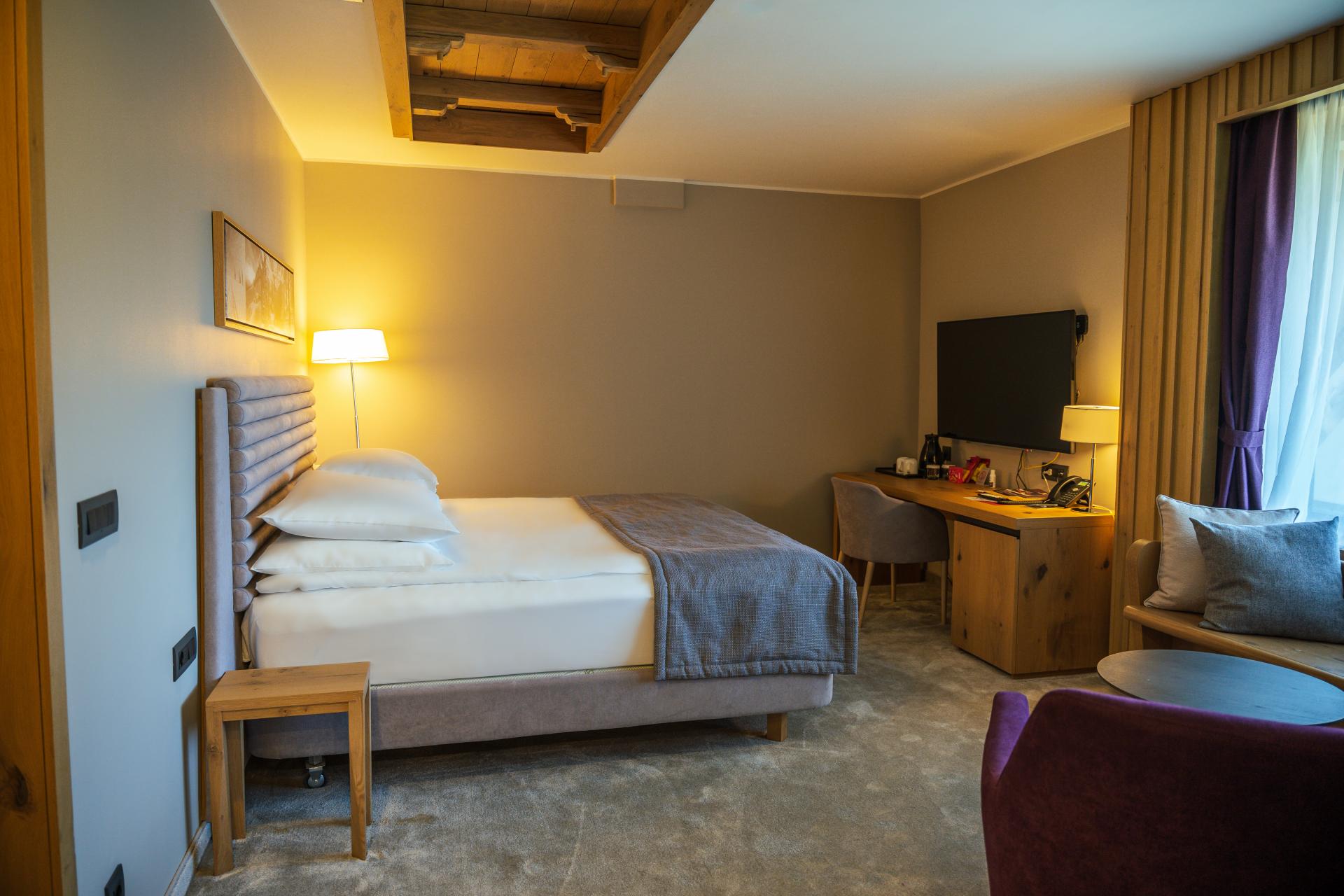 Gorski Hotel & Spa-Standardna soba.jpg
