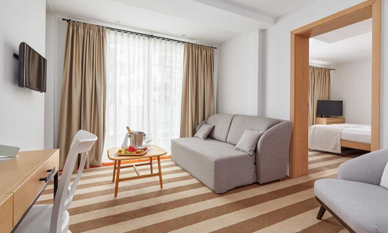 Budva Hotel-Luksuzni aoartman.jpg