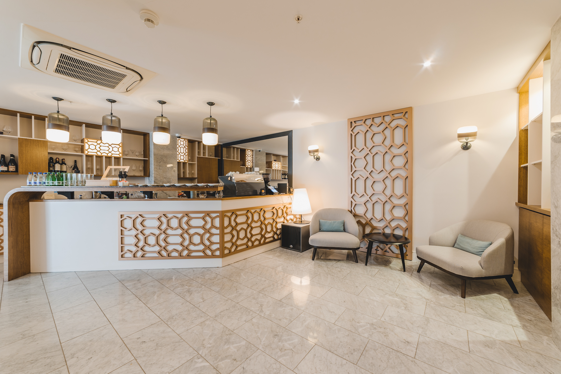 Hotel Budva-Aperitiv bar.jpg