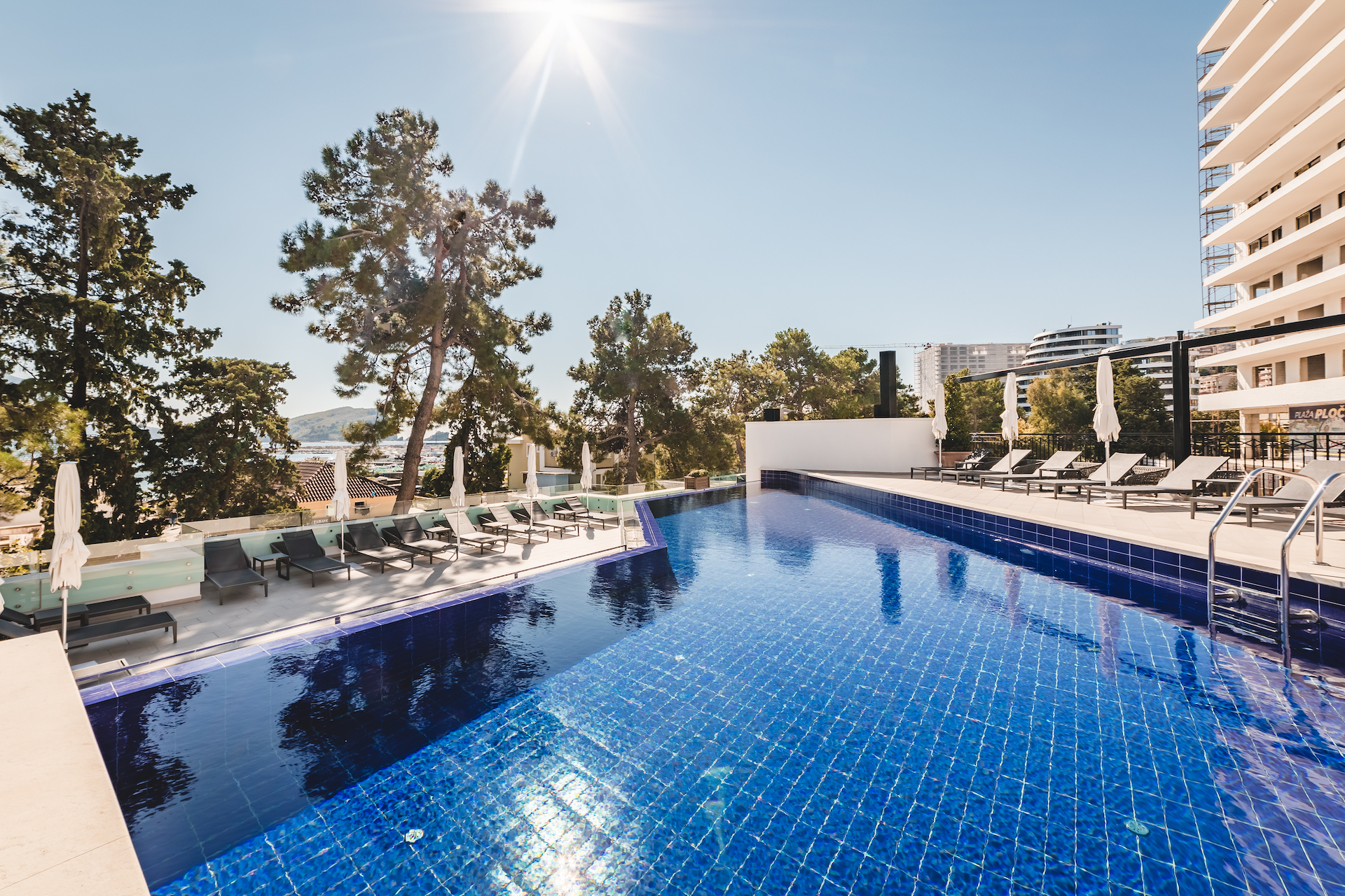 Hotel Budva-Bazen.jpg