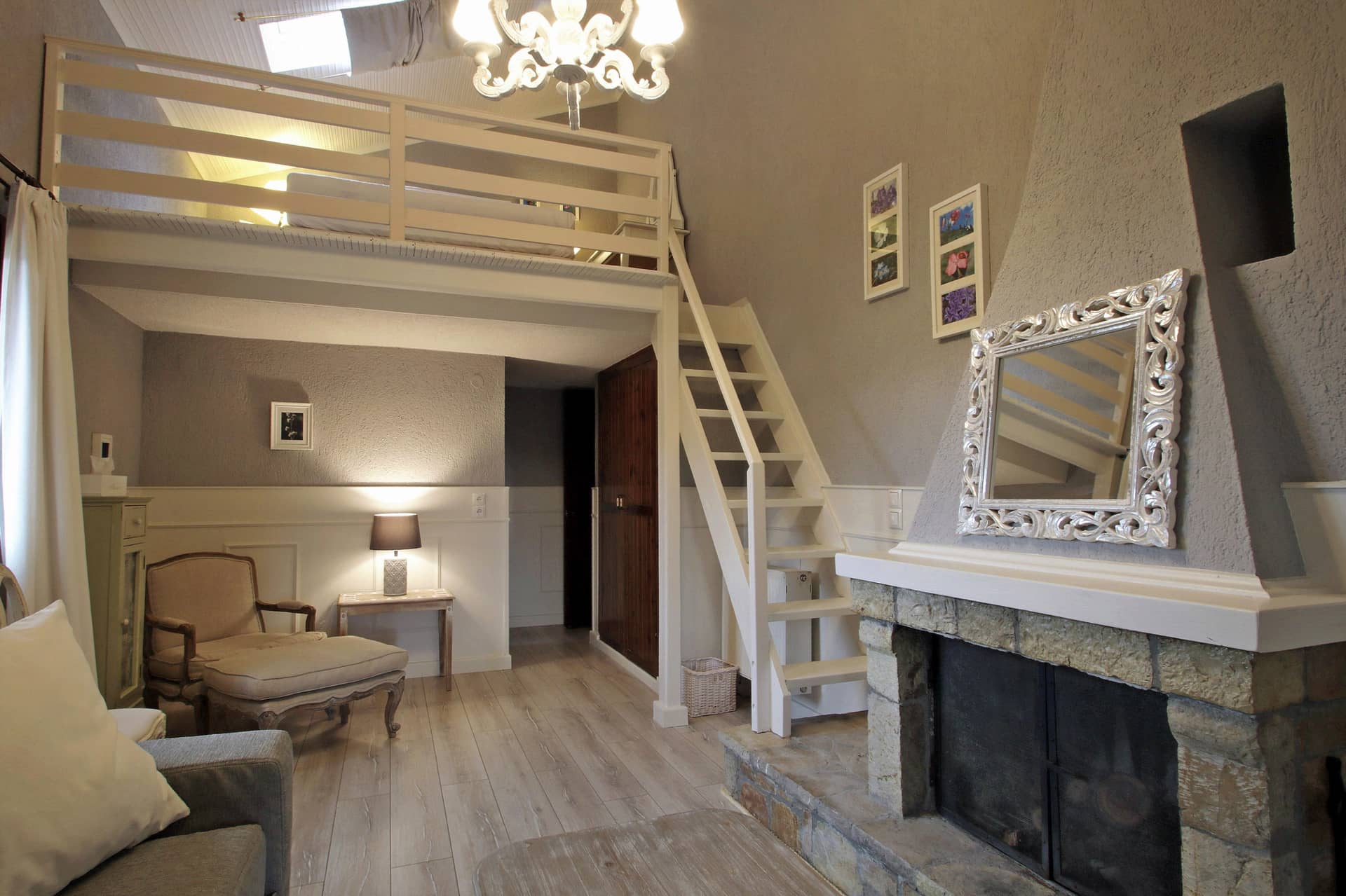 Boutique Hotel Skamnos mezoneta.jpg