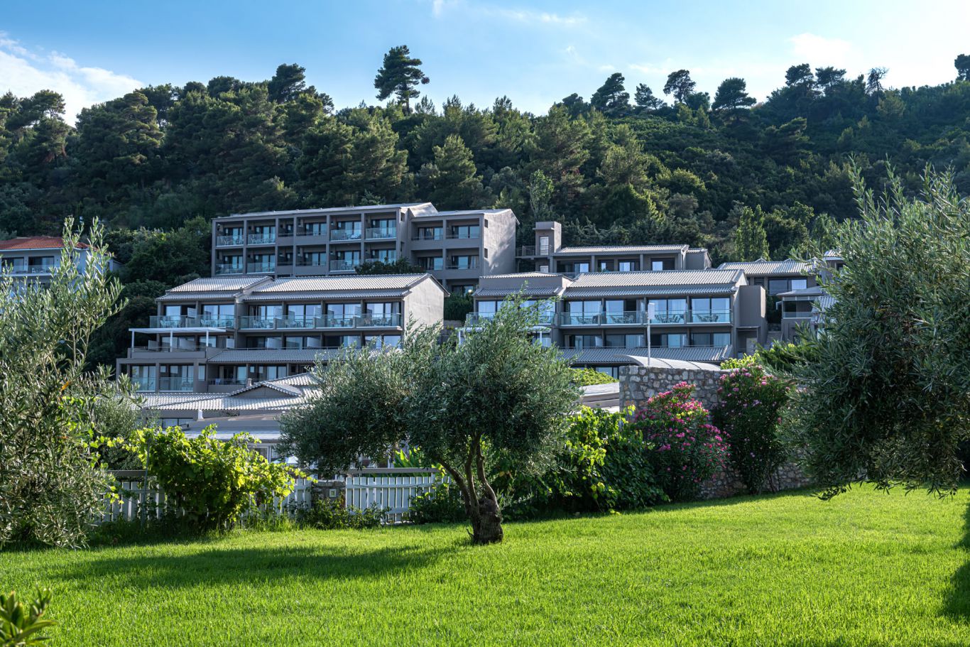 Kassandra Bay Resort Suites & Spa izgled hotela.jpg