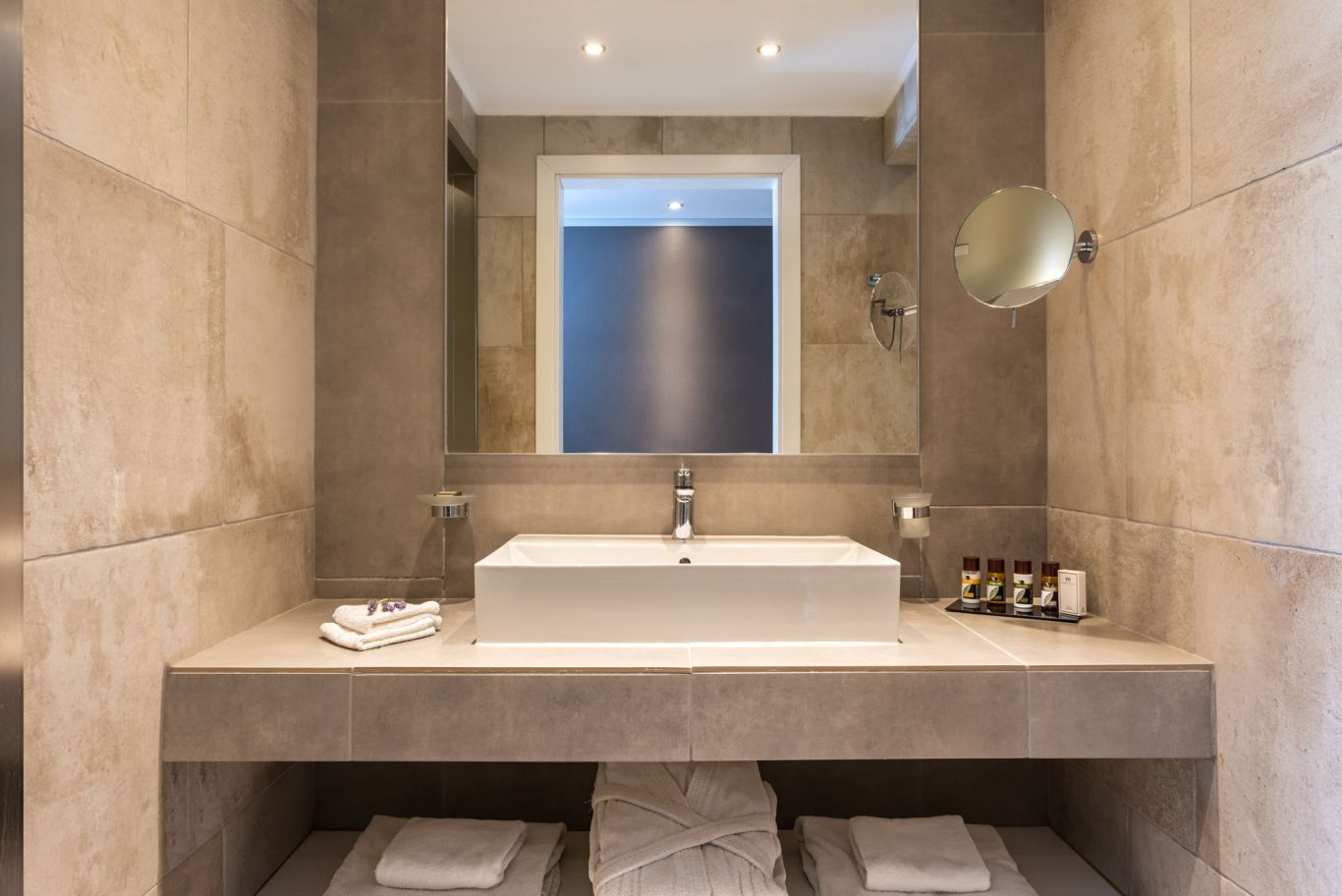 Kassandra Bay Resort Suites & Spa kupatilo.jpg