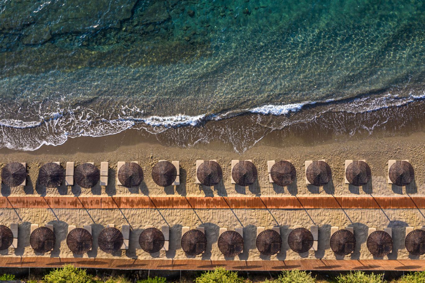 Kassandra Bay Resort Suites & Spa plaža.jpg