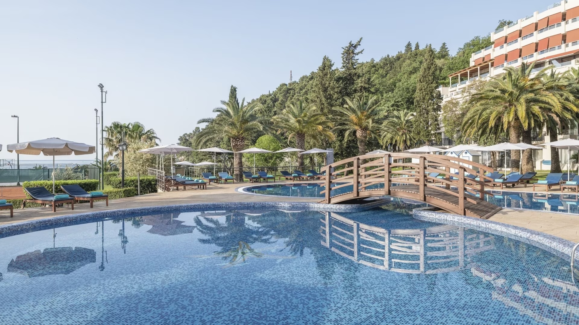 Hotel Iberostar Bellevue-Bazen.jpg