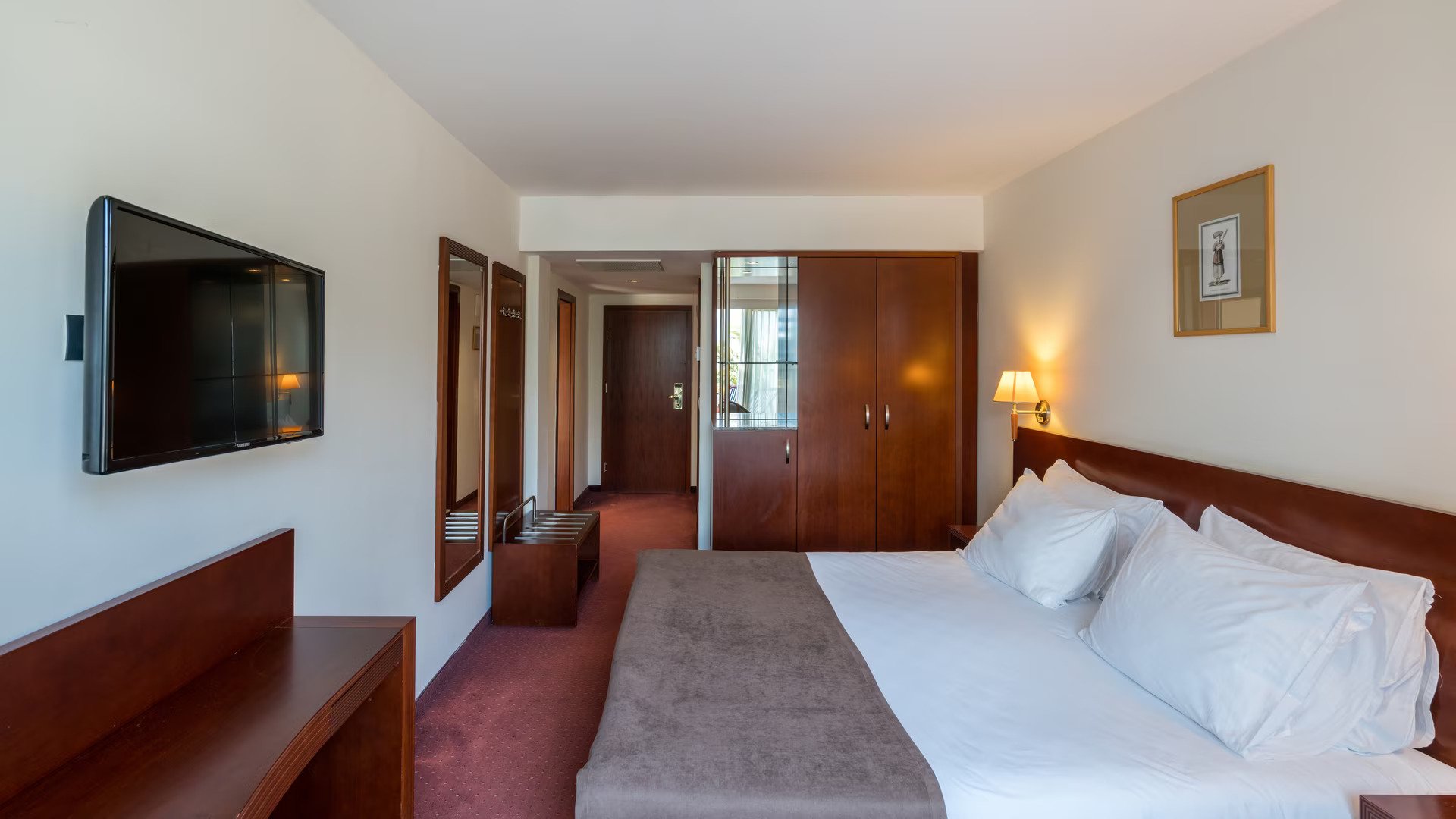 Iberostar Bellevue Hotel-Standardna osba.jpg