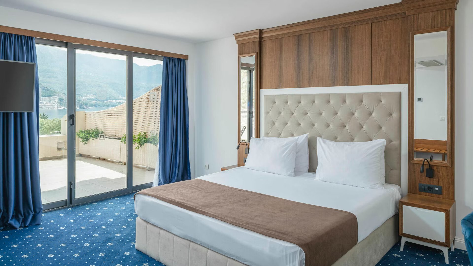Iberostar Bellevue-Junior suite pogled more.jpg