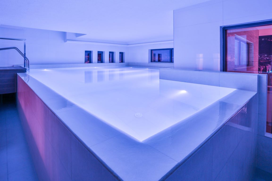 Hotel Bracera-Zatvoreni bazen.jpg