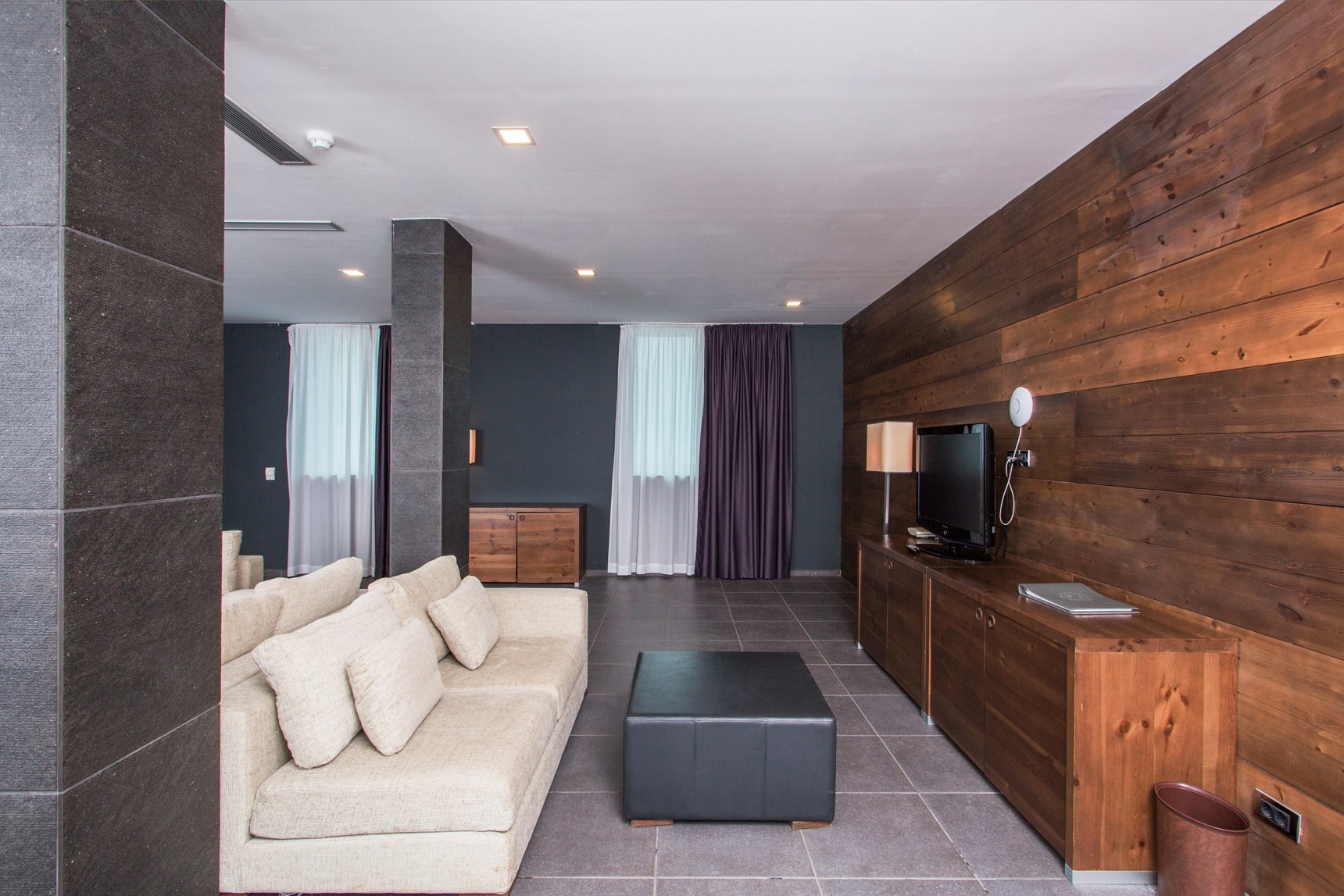 Avala Resort & Villas-Superior dvosoban penthouse suite.jpg