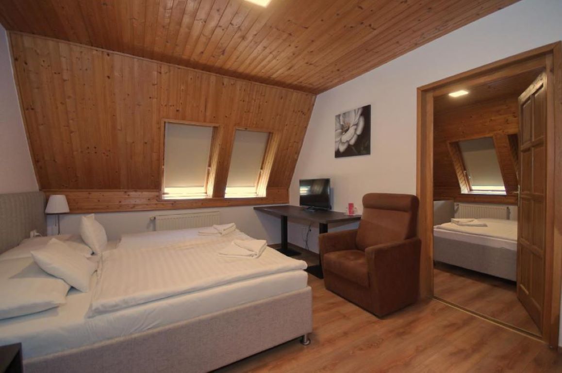 Aqua Hotel-Family room.jpg
