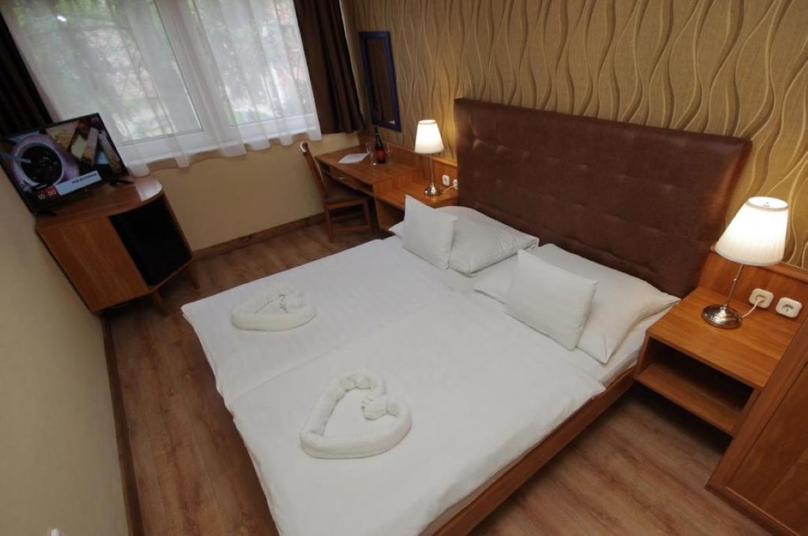 Aqua Hotel-Standard double room.jpg