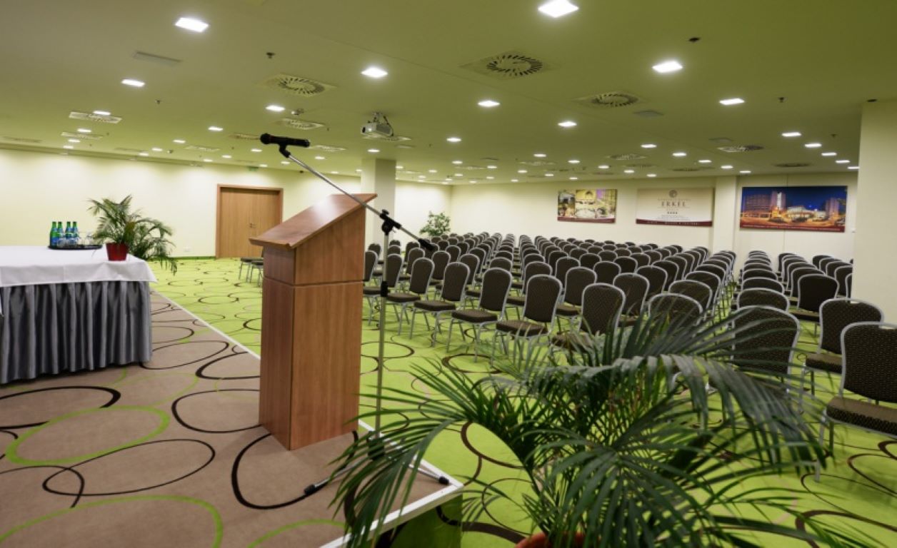 Hunguest Hotel Gyula-Sala za konferencije.jpg