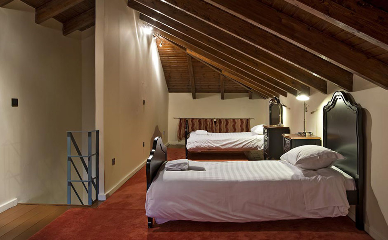 Hotel Aegli mezoneta.jpg