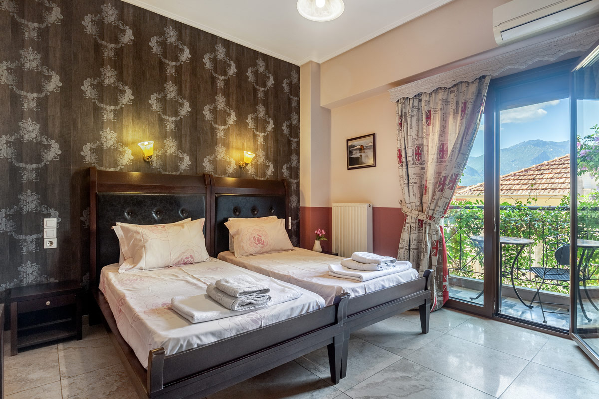Toti Boutique Rooms dvokrevetna soba.jpg
