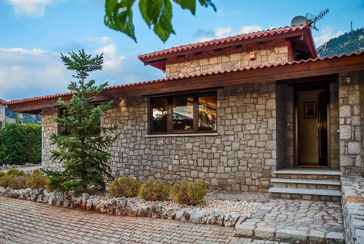 Aelia Chalet Livadi kuća.jpg