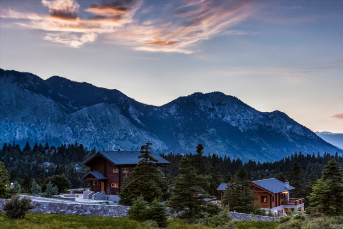 Aelia Parnassos Chalet izgled od spolja.jpg