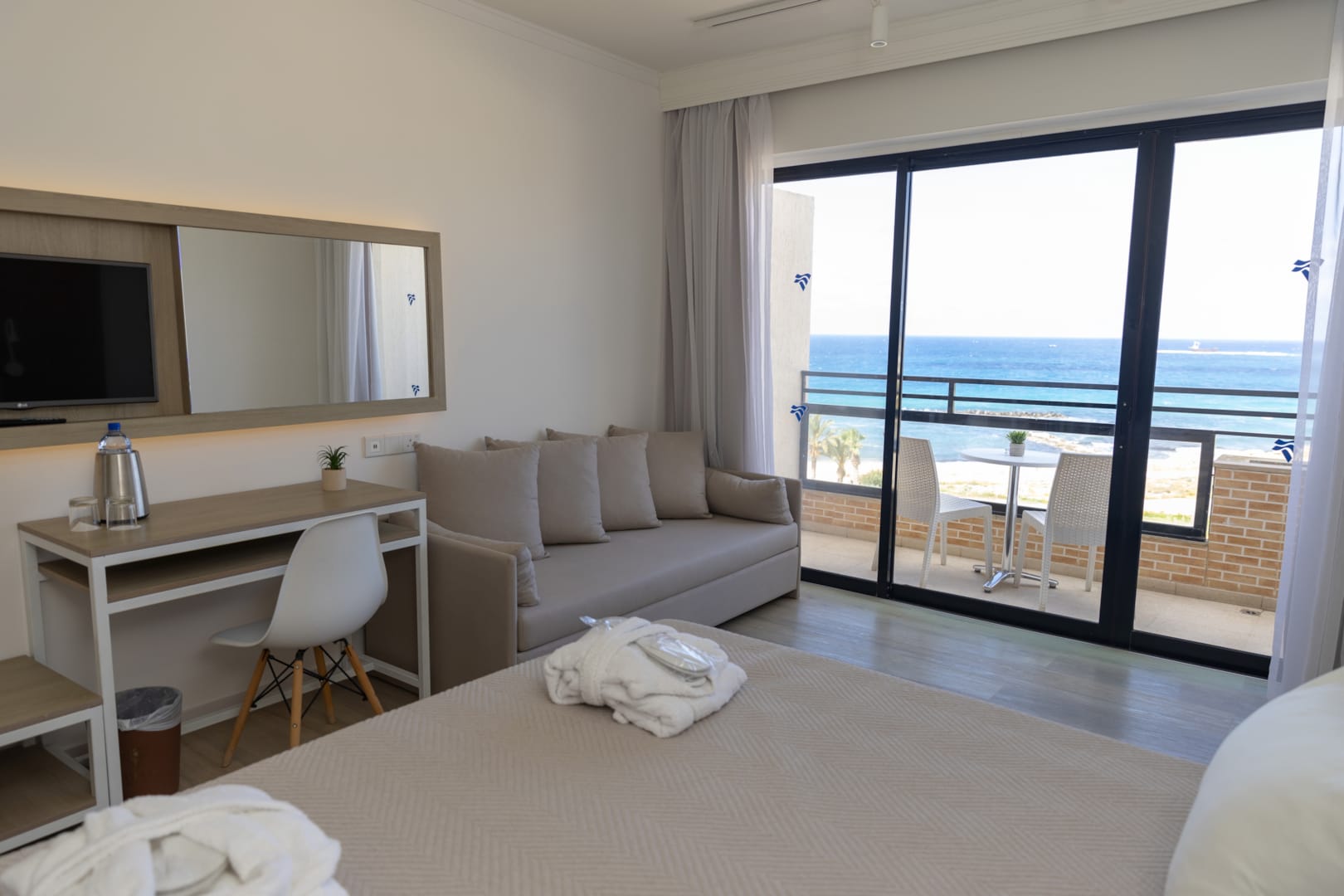 Venus Beach Hotel izgled dvokrevetne sobe.jpg