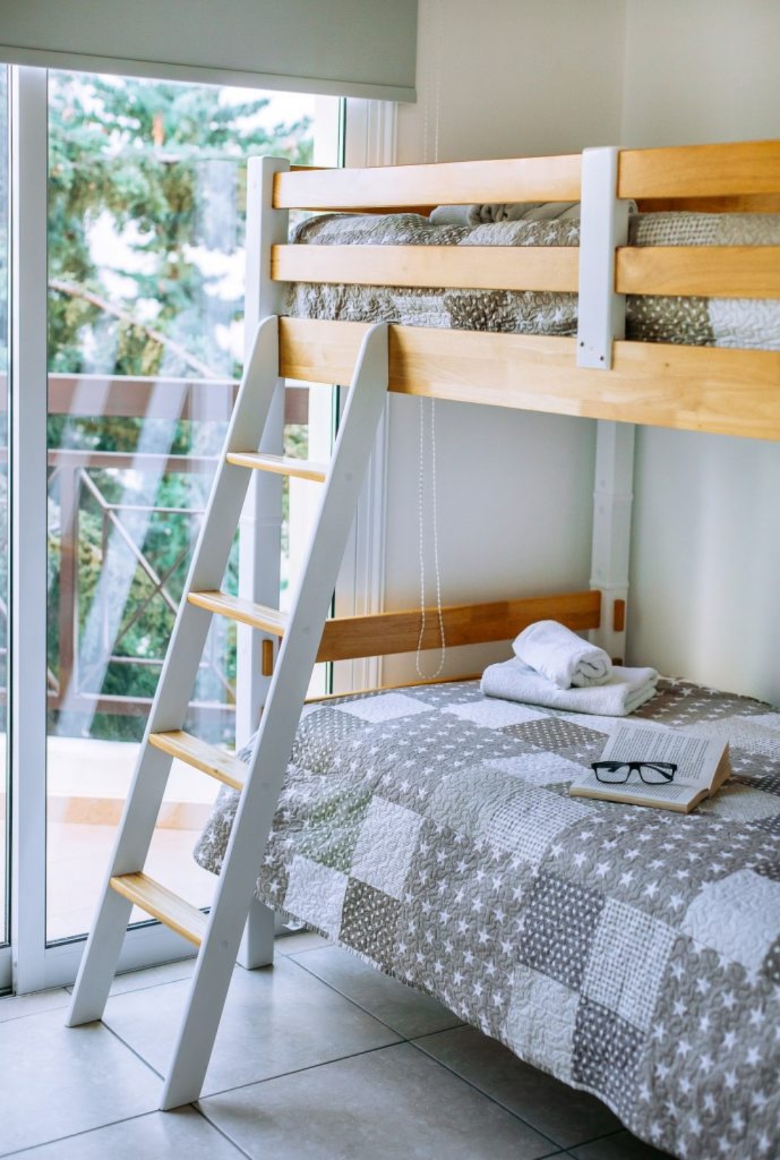 Artemis Cynthia Hotel apartman sa dve spavaće sobe.jpg