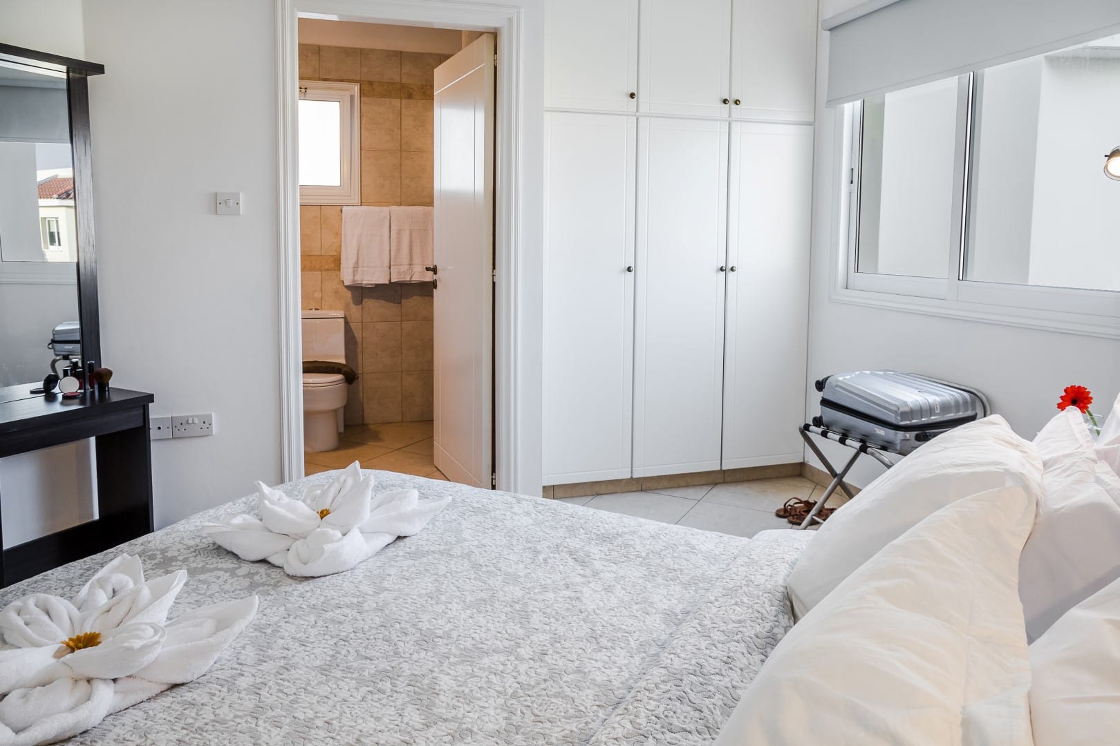 Artemis Cynthia Hotel izgled superior apartmana.jpg