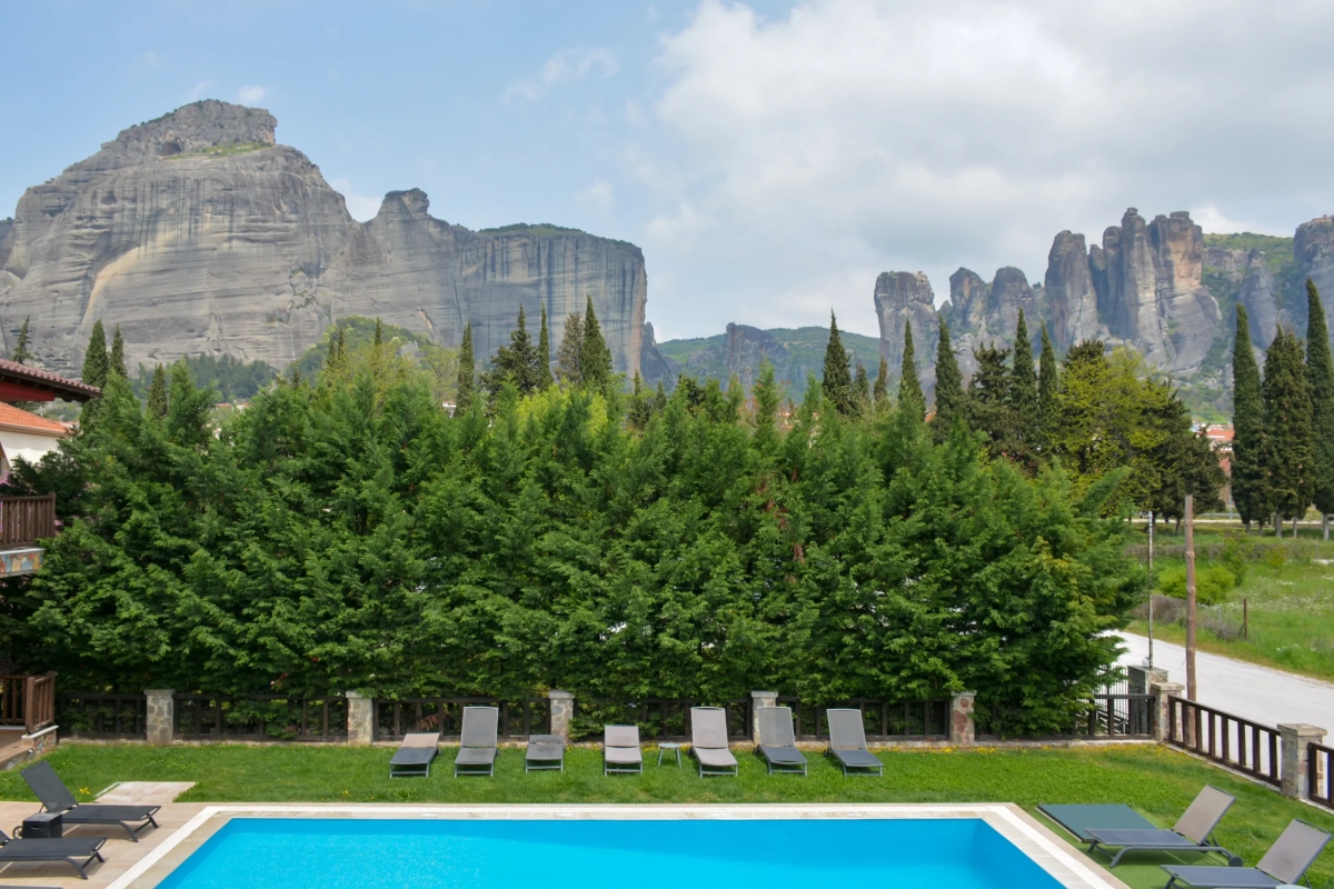 Monastiri Guesthouse bazen.jpg