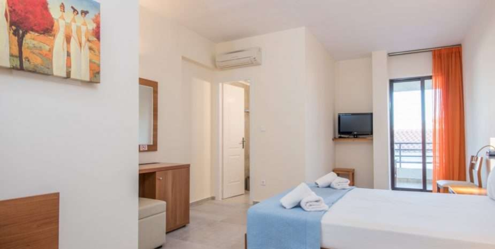 Lido Hotel izgled dvokrevetne sobe.jpg