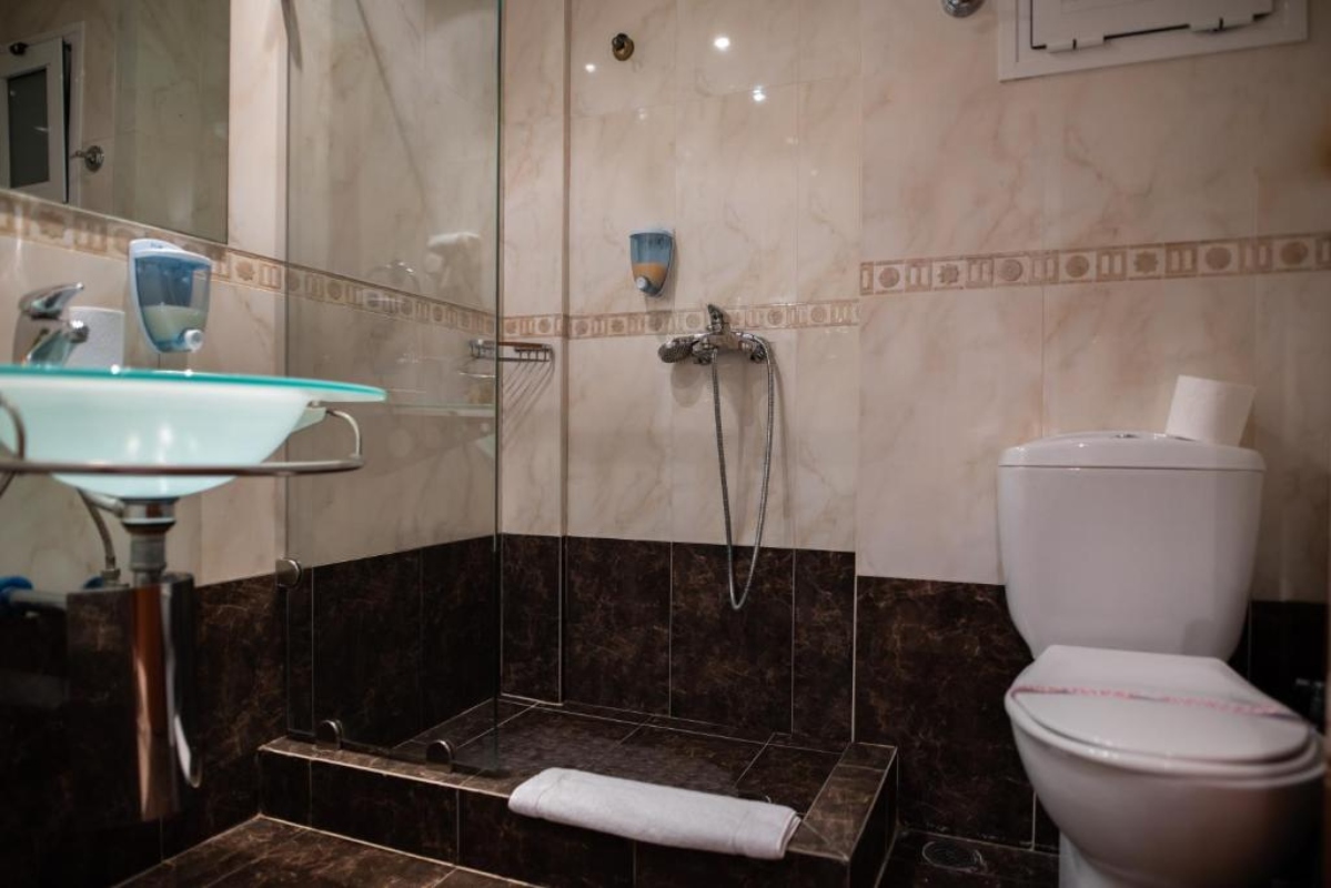 Anastazia Luxury Suites & Spa kupatilo.jpg